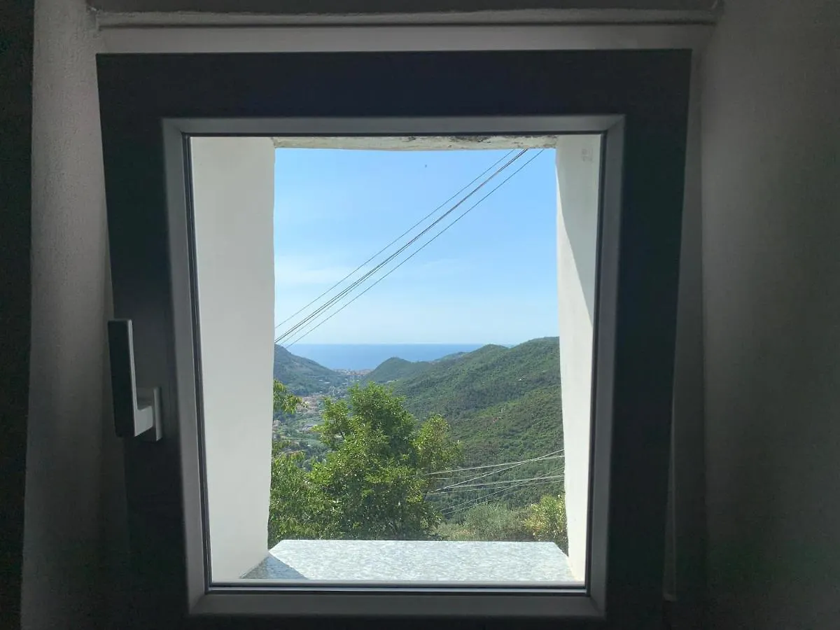 Casa indipendente vista mare con giardino Villa Magliolo