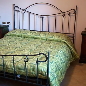 bb-il-cascinale.hotels-perugia.com/